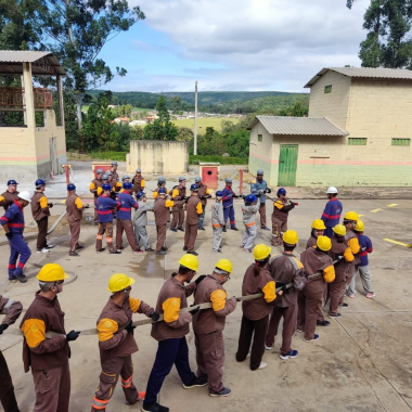 Foto 1 de Treinamento de Brigadistas da equipe do GPACI no centro de treinamento DAMATA