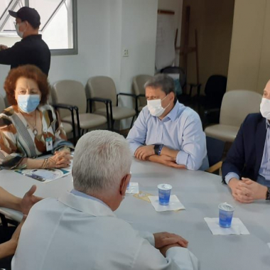 Foto 1 de Dr. Tarcísio Freitas Ex-Ministro da Infraestrutura e candidato ao Governo do Estado de São Paulo, acompanhado de seus assessores e do Sr. Rodrigo Manga, Prefeito de Sorocaba, Dr. Vinícius Rodrigues, candidato Deputado Federal e Sr. Vinícius Aith, candidato Deputado Estadual.