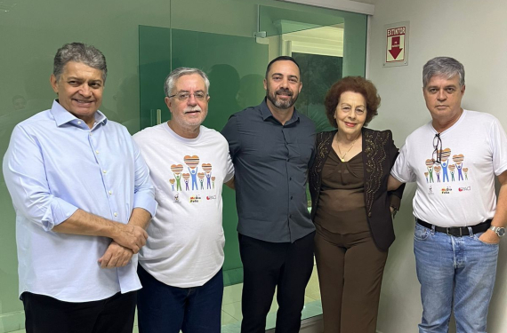 Homenagem ao Escanhoela Advogados Associados pelos 26 anos e pelo Dia do Advogado.